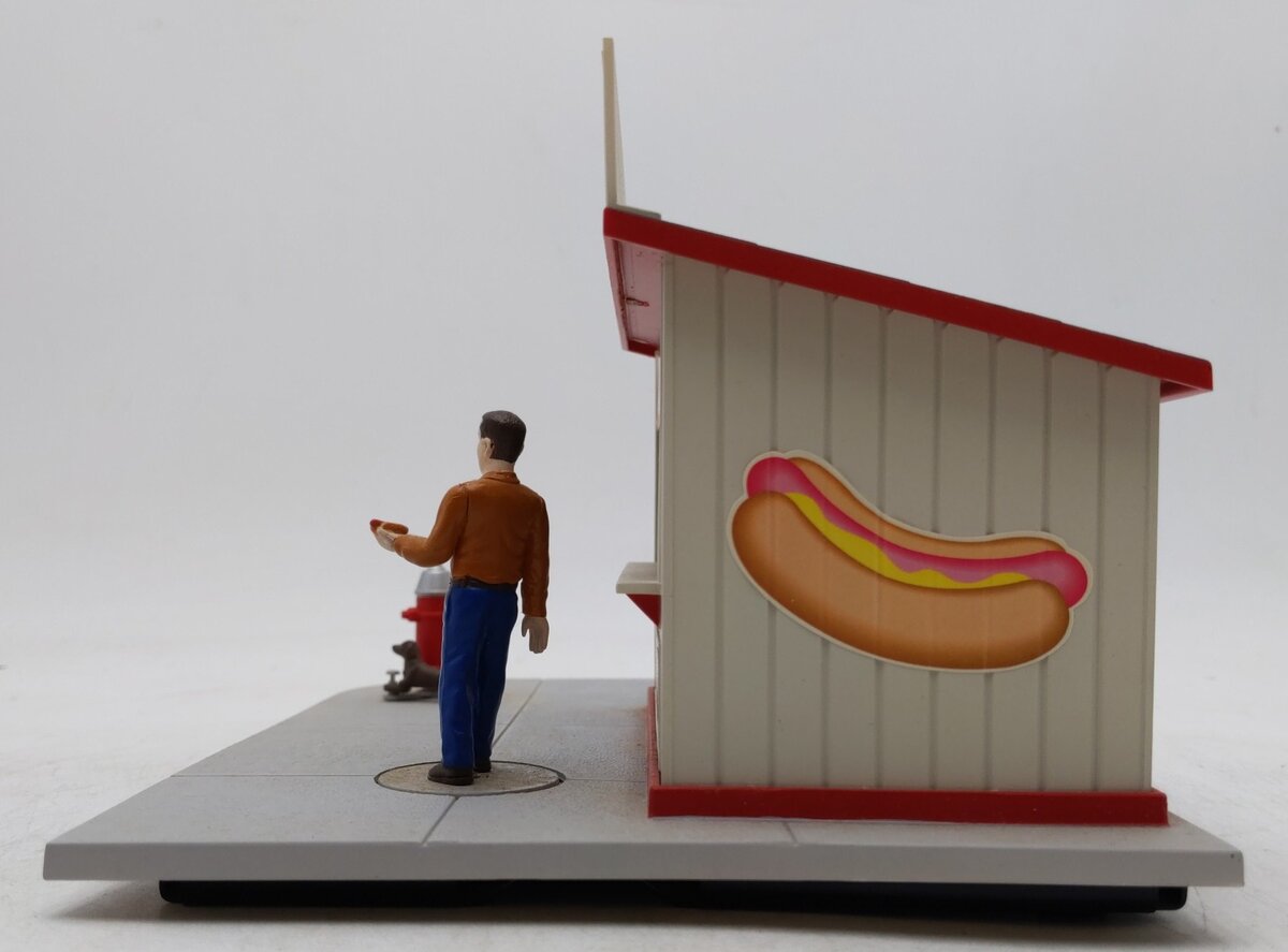 Lionel 6-14160 O Animated Frank's Hot Dog Stand EX/Box