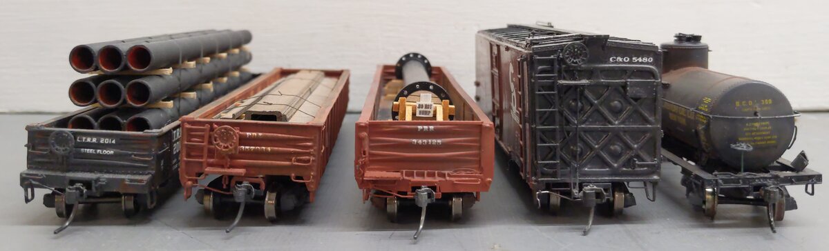 HO Scale Assorted Custom Weathered Freight Cars #357934/343125/2014/5480/300 [5]