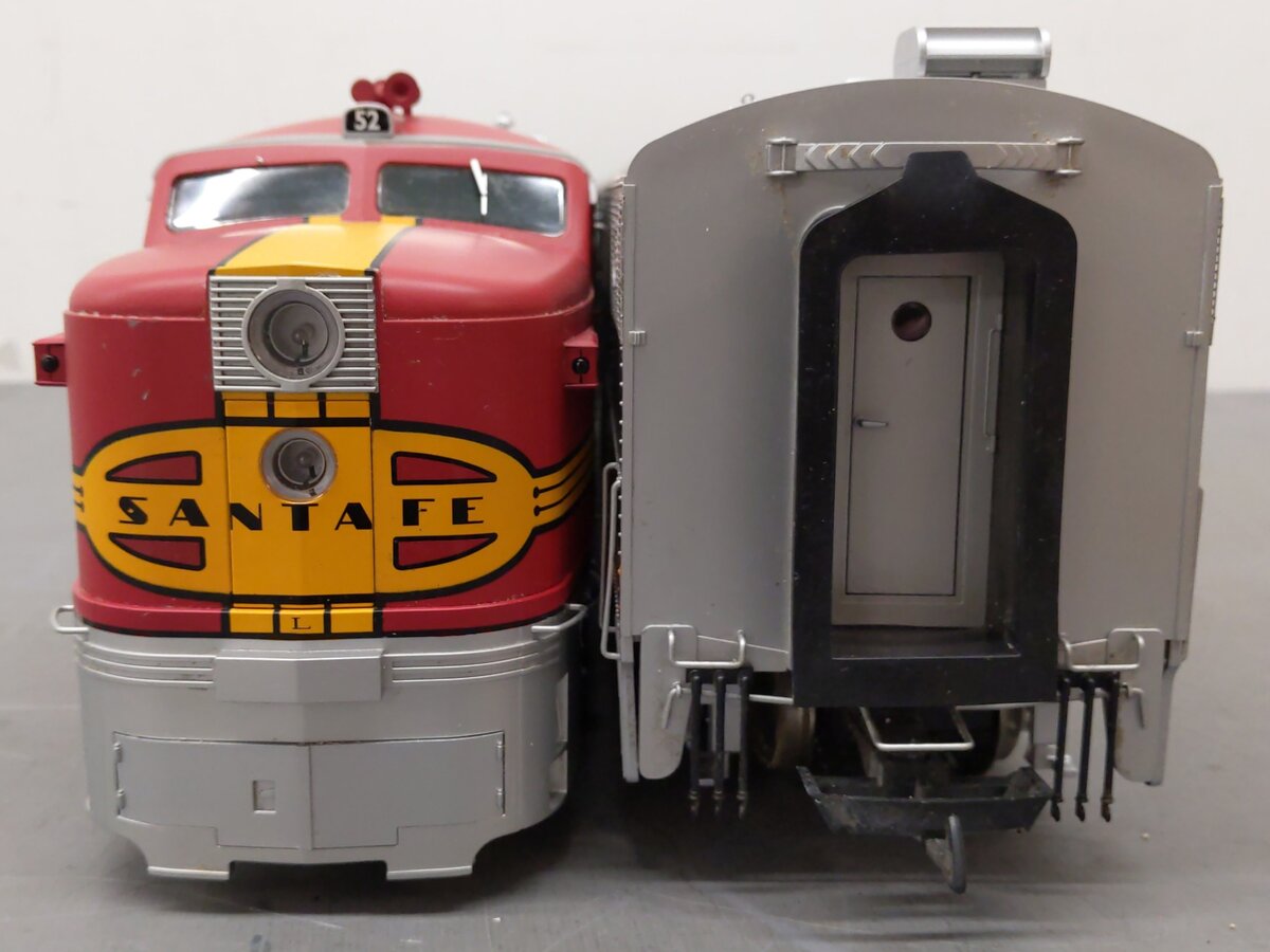 USA Trains 22404-2 G Gauge Santa Fe PA/PB Diesel Engine Set #52/#52A VG