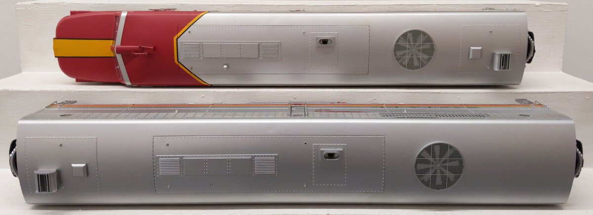 USA Trains 22404-2 G Gauge Santa Fe PA/PB Diesel Engine Set #52/#52A VG
