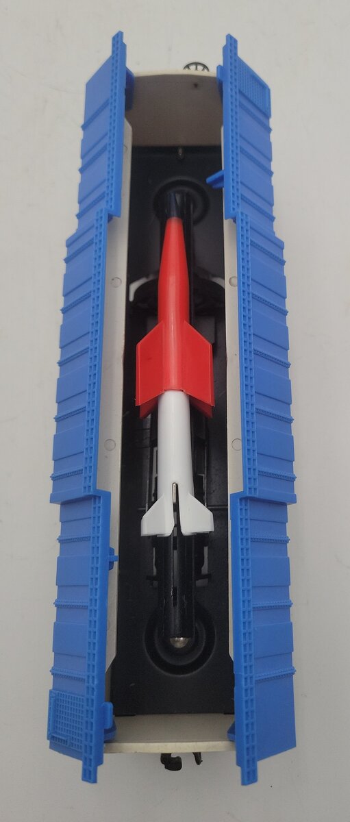 Lionel 3665 Vintage O Minuteman Missile Launching Car W/ Light Blue Roof VG