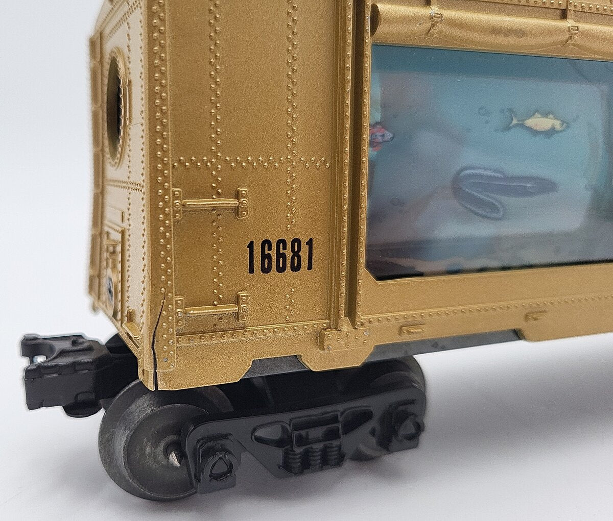Lionel 6-16681 O Gauge Gold Animated Shark Aquarium Car VG