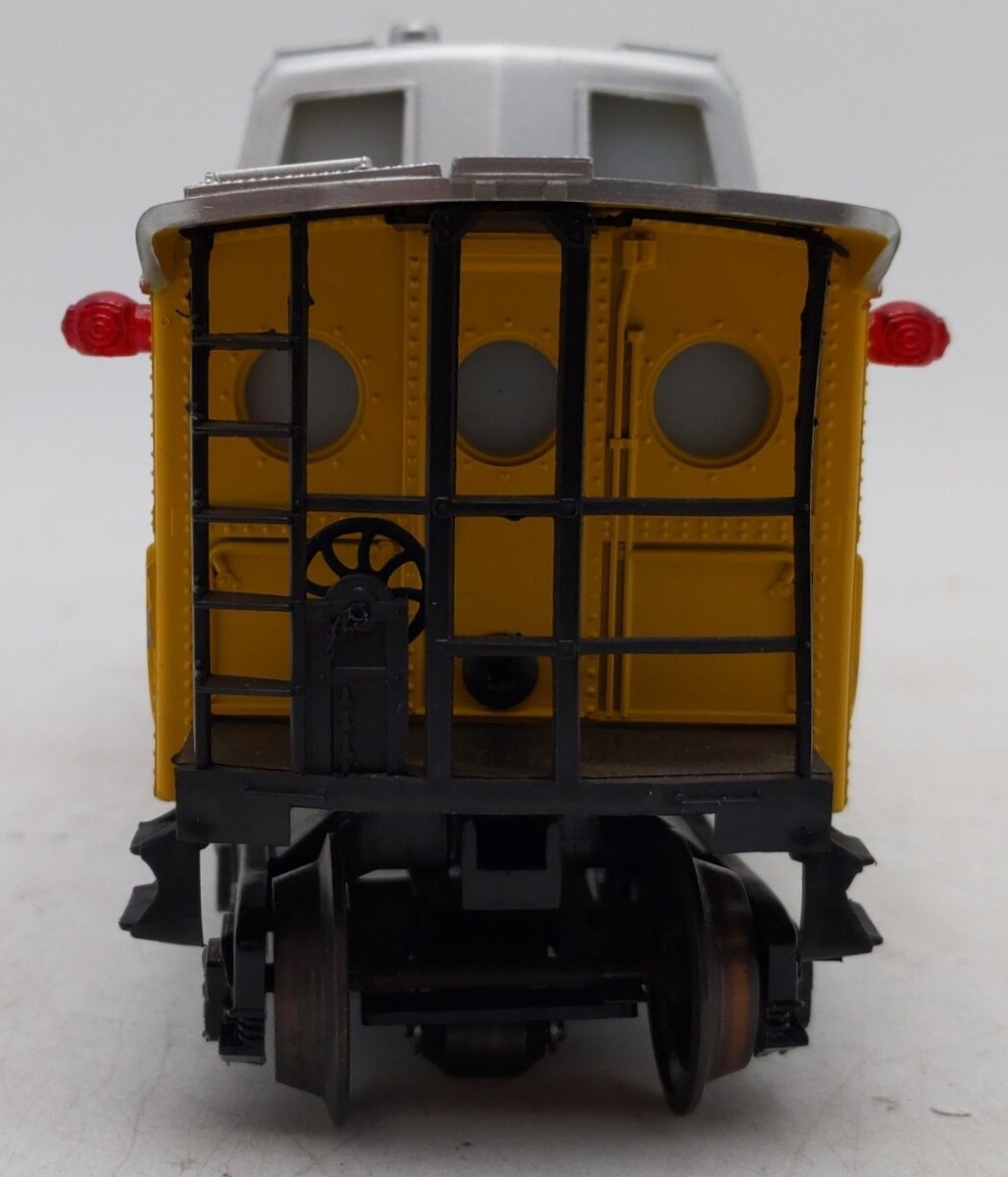 Lionel 6-9167 O-Gauge Chessie System N5C Illuminated Caboose #9167 EX