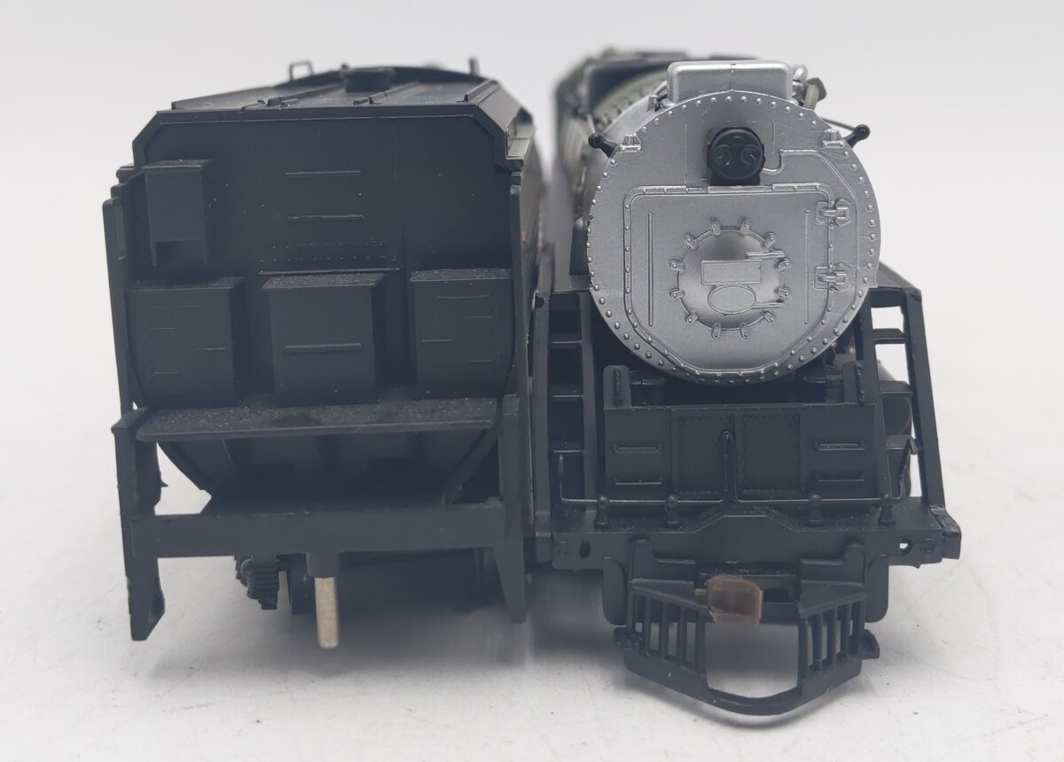 Bachmann 806 HO Union Pacific 4-8-4 Overland Steam Locomotive & Tender #806 EX