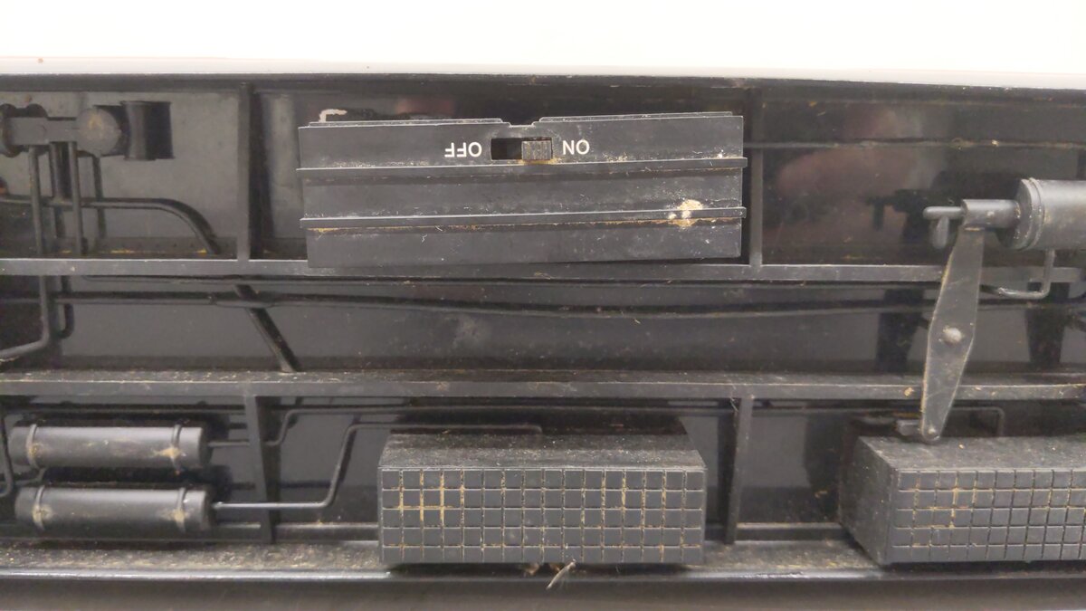 USA Trains 31096 G Southern Pacific Daylight Vista Dome Car #1 VG