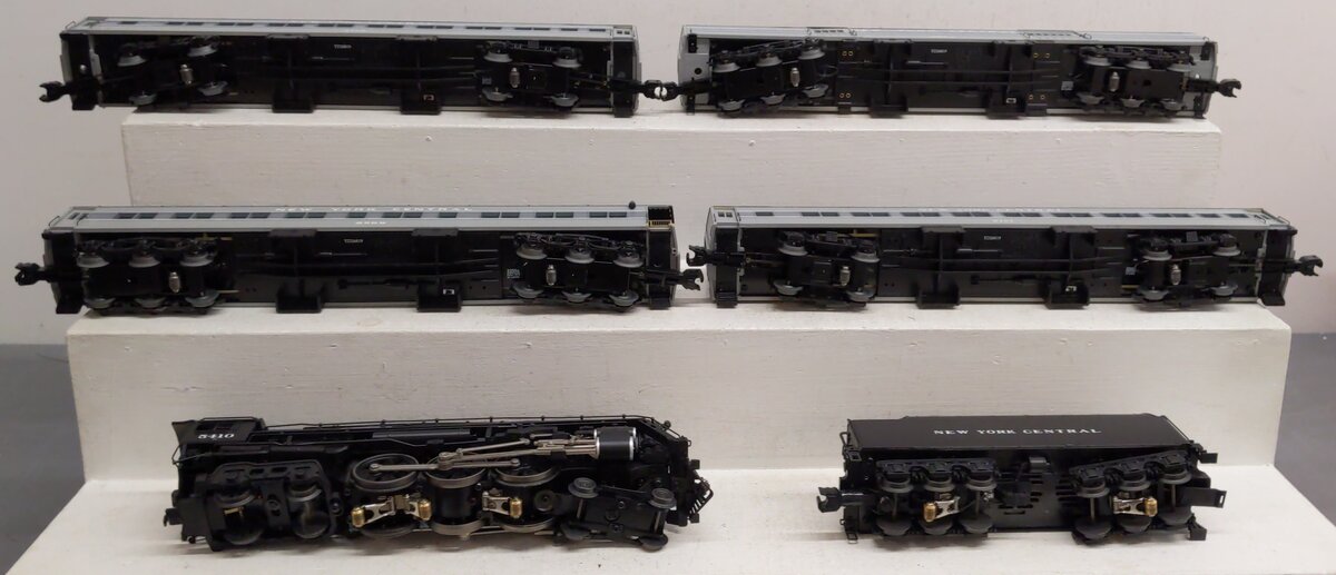 Lionel 1922050 O Gauge NYC Pacemaker Steam Passenger Car Set with LCS (Set of 5) EX/Box