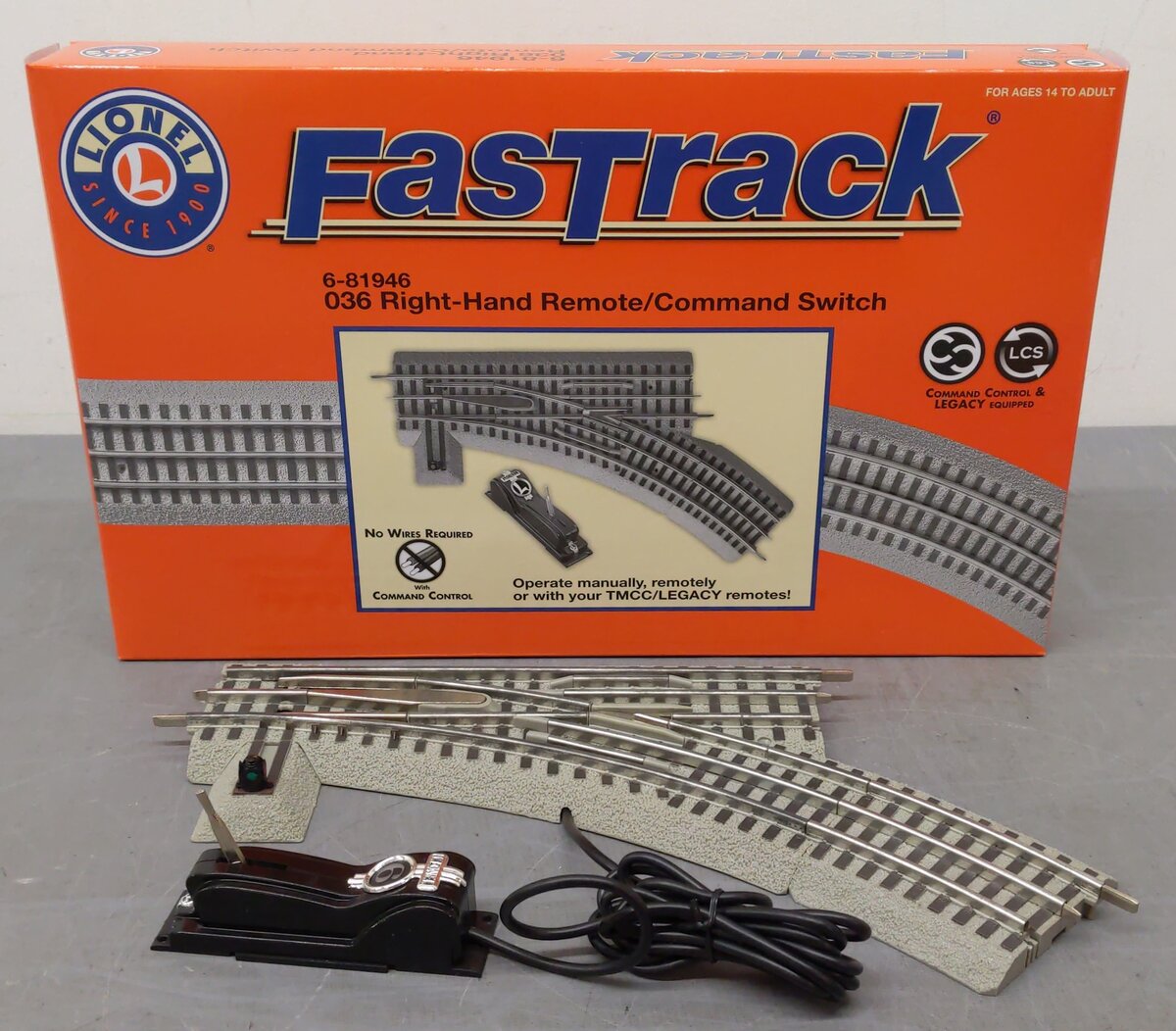 Lionel 6-81946 O-36 Remote Right Hand FasTrack Command Switch Turnout EX/Box