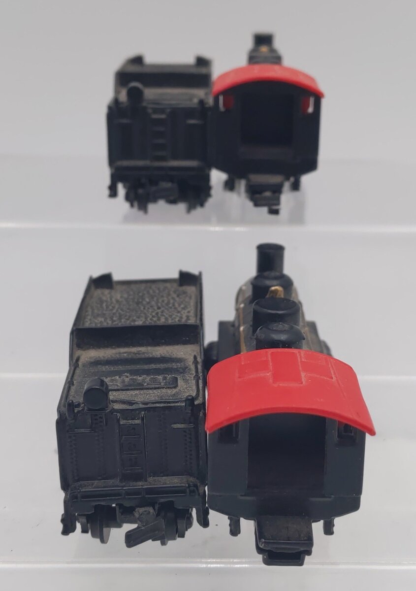 Maisto 15131 N ATSF Roaring Camp Vintage 0-6-0 Steam Loco w/ Tender [2] EX
