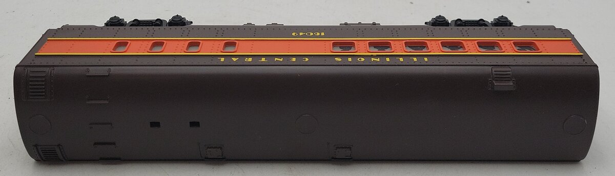 Lionel 6-16049 O Gauge Illinois Central Diner Car NIB