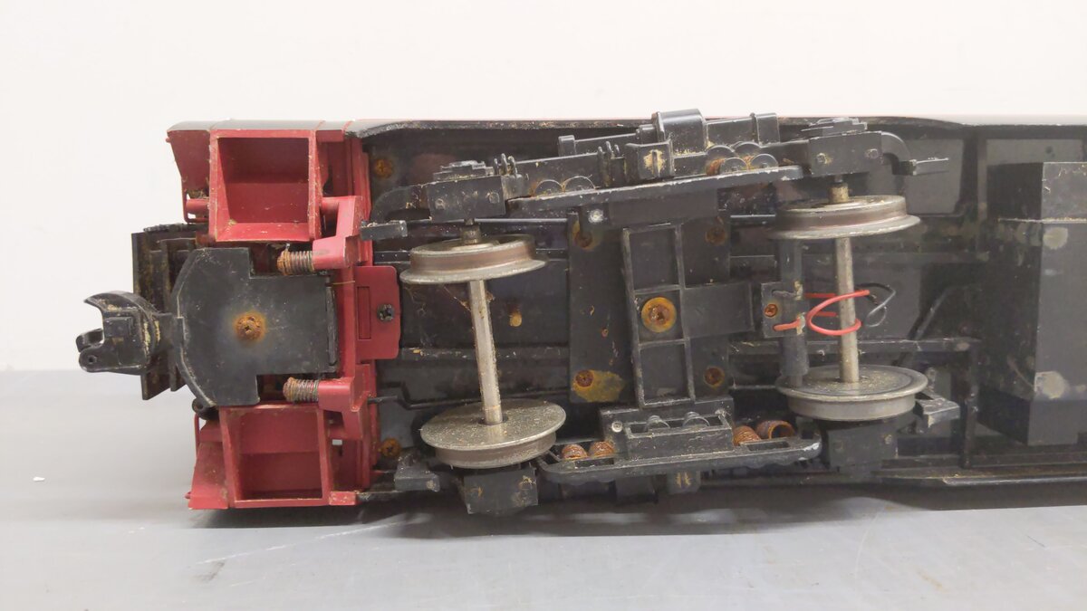 USA Trains 31091 G Southern Pacific Daylight Coach Car - Metal Wheels VG