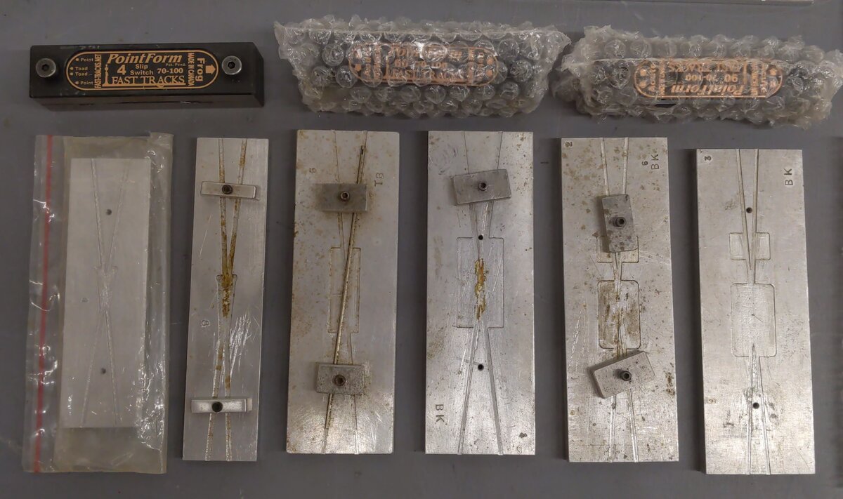 Fast Tracks Assorted HO Assembly Fixtures & Tools [17] VG