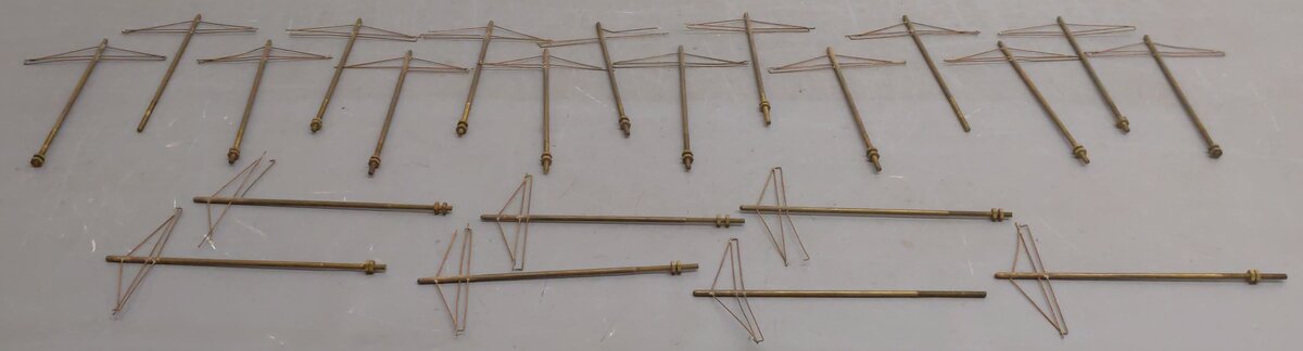 Pittman O Vintage Erect a Wire Trolly Poles [22] VG