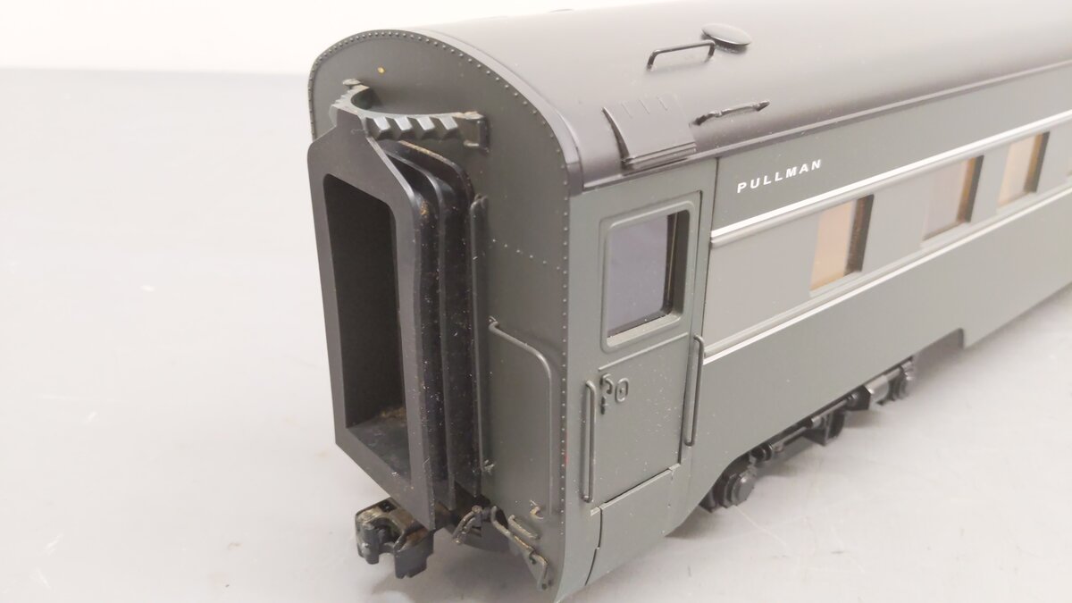 USA Trains R31030 G New York Central Aluminum Passenger Car w/ Metal Wheels EX