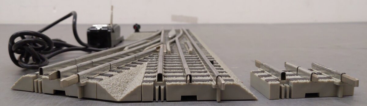 Lionel 6-81950 O O60 FasTrack Remote Right Hand Remote Command Switch Turnout EX/Box