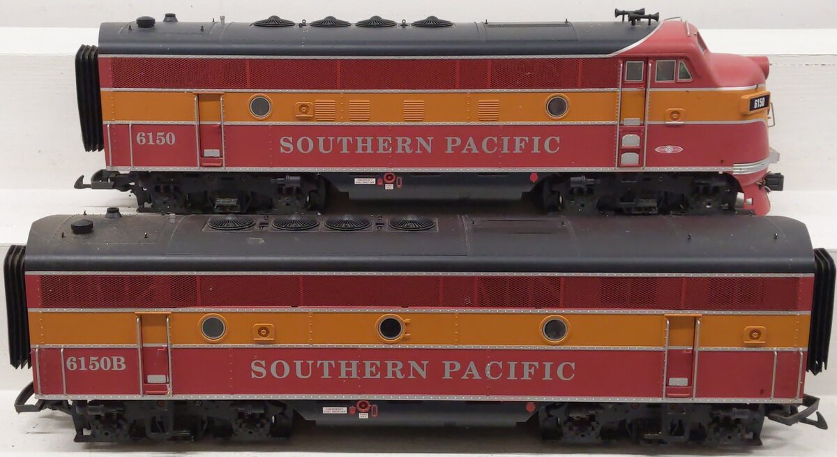 USA Trains R22270 G Scale Southern Pacific EMD F3AB Diesel Locomotive Set #6150/Box