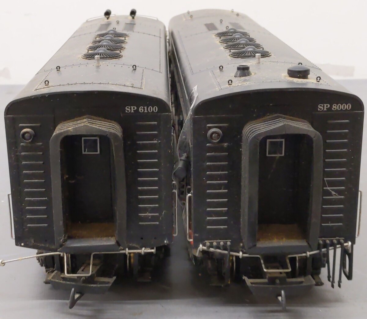 USA Trains R22261 G Scale Southern Pacific F-3 AB Diesel Units #6100/8000/Box