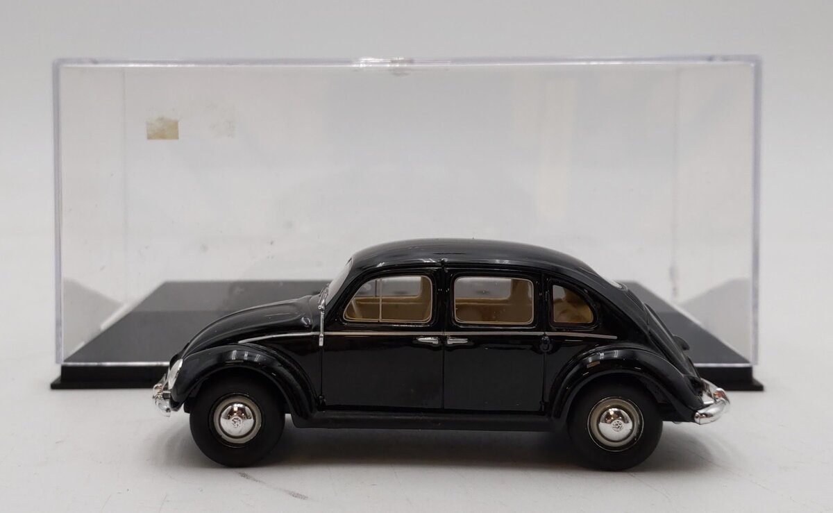 DeAgostini DC1417 1:43 Scale Volkswagen Käfer 4-Door Taxi 1953 EX