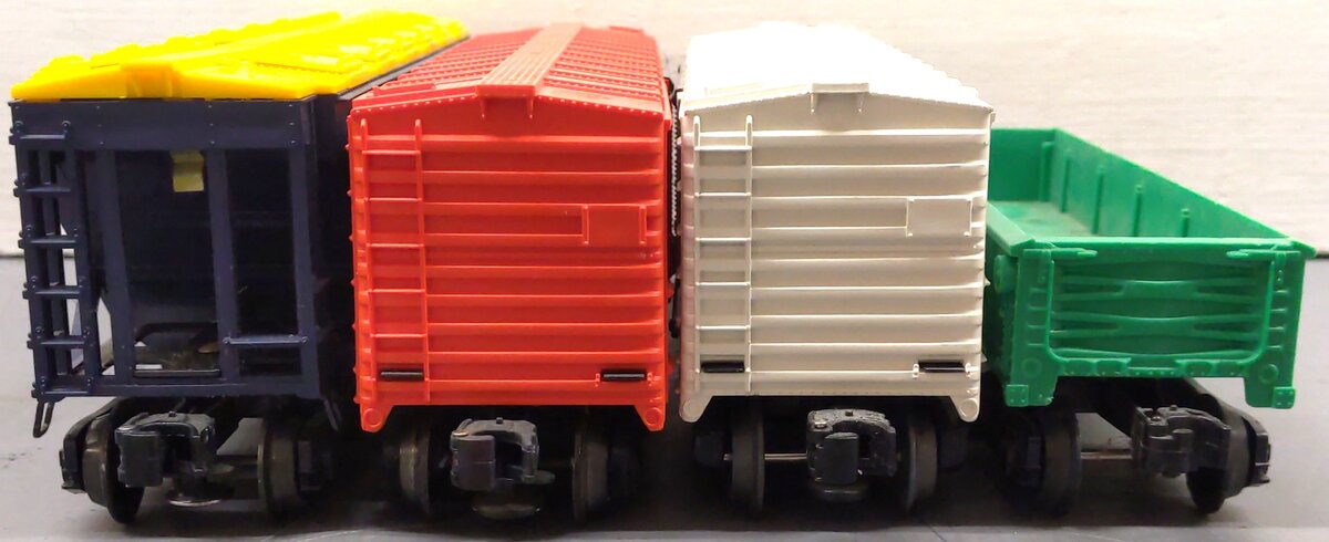 Lionel Assorted O Gauge Freight Cars: 9200, 6464, 9114, 9033 [4] VG