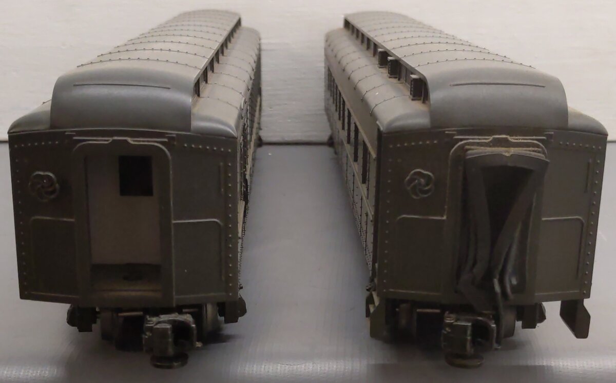 MTH 20-4107 O Santa Fe 70' Madison Combine/Diner Passenger Car Set (Set of 2) VG/Box