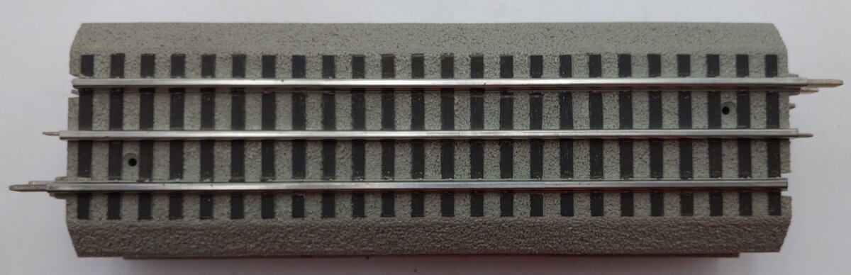 Lionel 6-12032 O Scale Straight FasTrack (Pack of 4) LN/Box