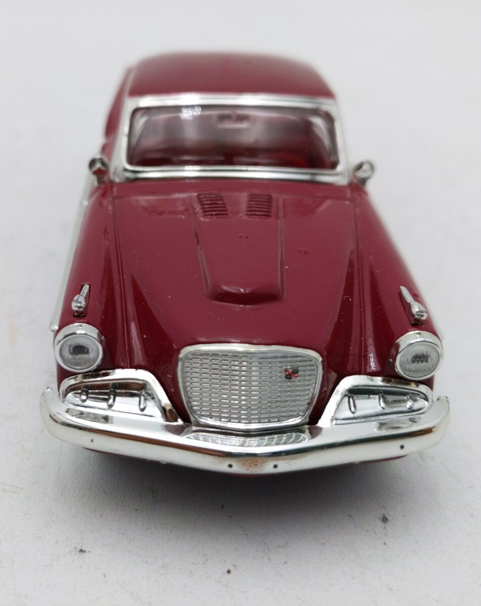 Road Signature 94254 Red 1:43 Diecast 1958 Studebaker Golden Hawk LN/Box