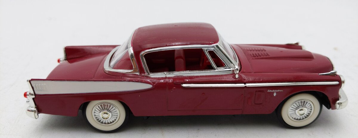Road Signature 94254 Red 1:43 Diecast 1958 Studebaker Golden Hawk LN/Box
