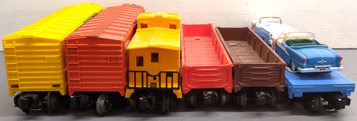 Lionel Assorted O Freight Cars: 9031, 9767, 25056, 6167-85, 9823-2, 9131 [6] VG
