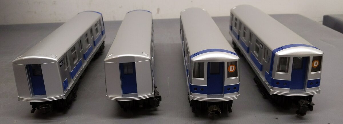 MTH 30-2211-0 O MTA R-17 Subway Set with Loco-Sound (Set of 4) LN/Box