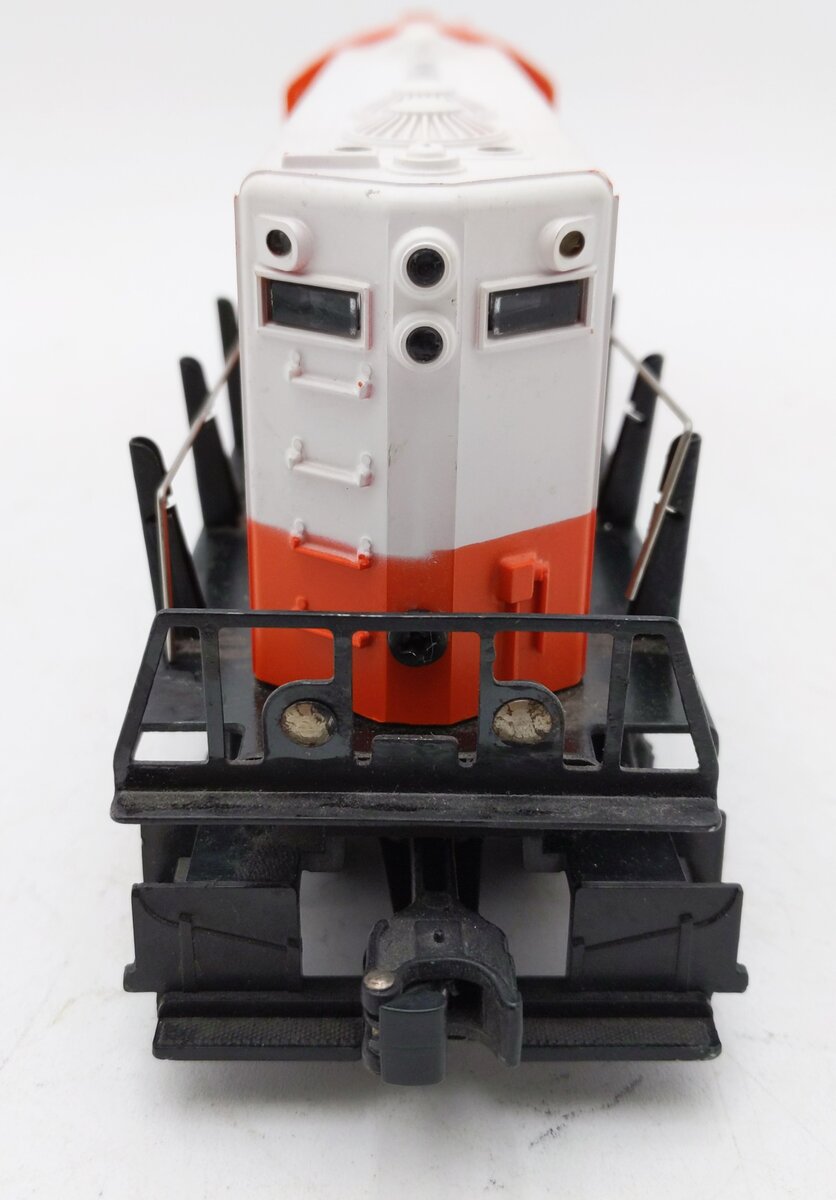 Lionel 6-8254 O Gauge Illinois Central GP-9 Dummy Diesel Locomotive EX