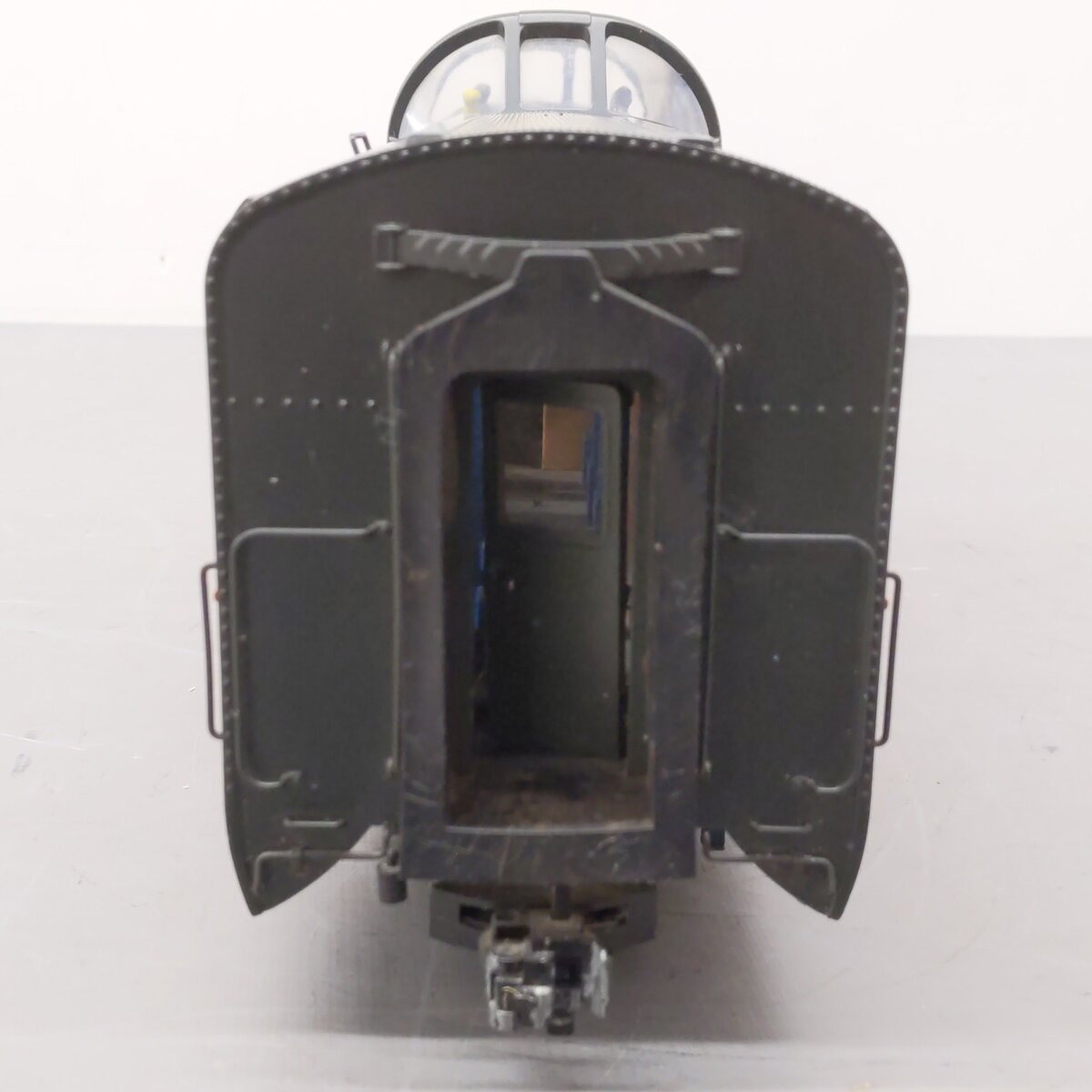 USA Trains R31066 G Scale Great Northern Vista Dome Passenger Car VG