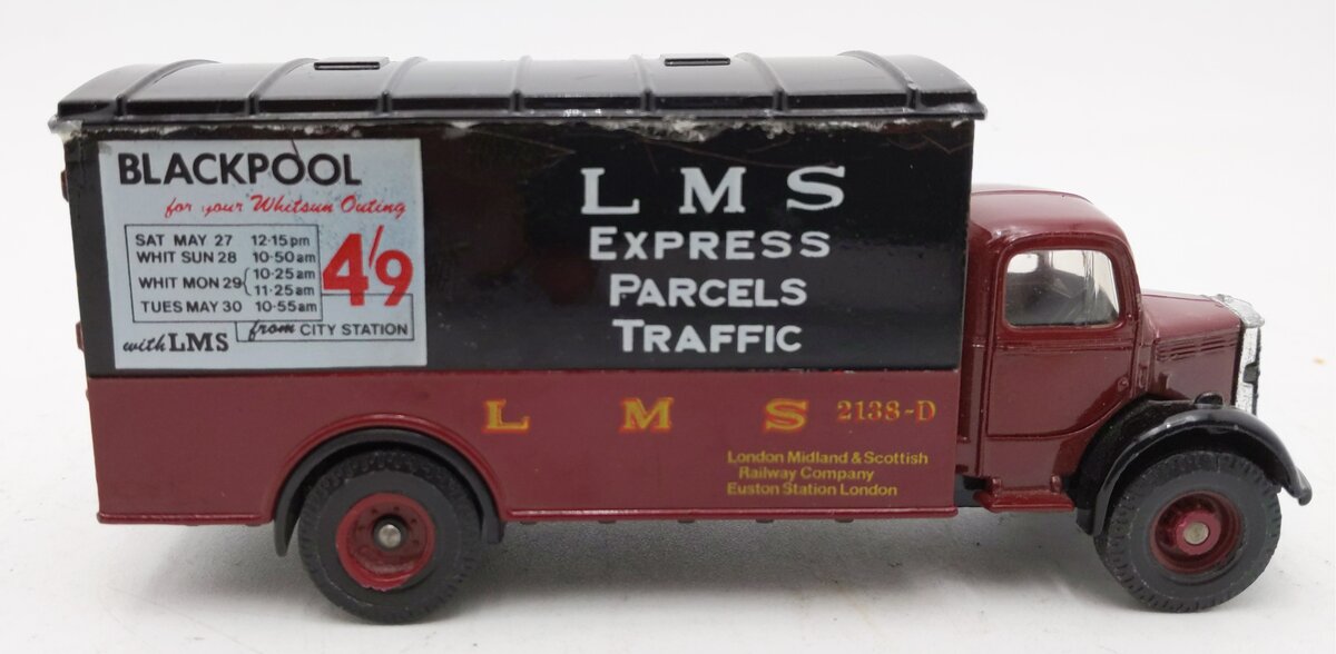 Corgi DG199005 1:76 Die Cast Scammell Mechanical Horse Box Trailer LMS EX