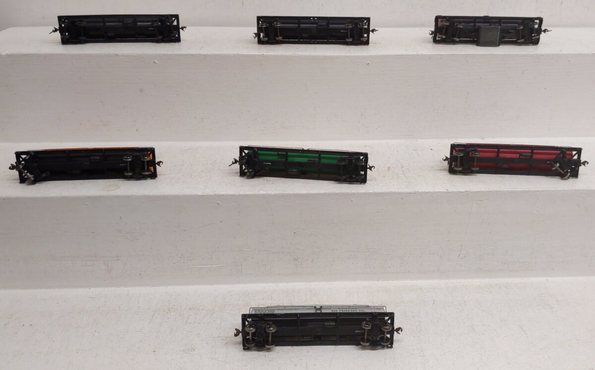 Bachmann HO Gauge Assorted Tank Cars [7] EX