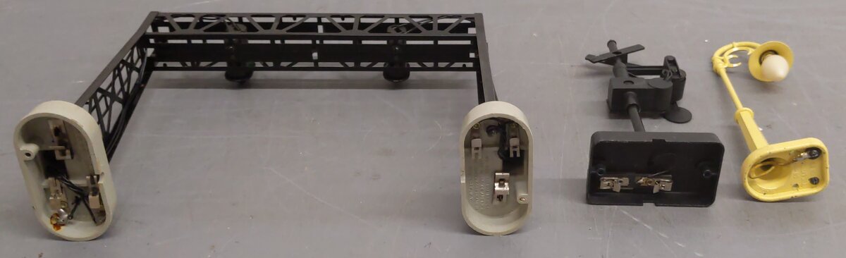 Lionel O Gauge Vintage Accessories; 450, 140, 58 [3] VG/Box
