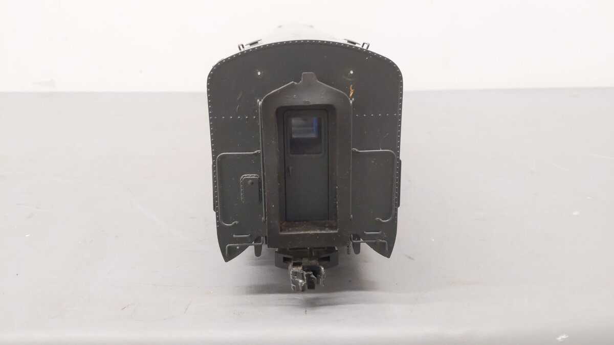 USA Trains R31031 G Scale New York Central Aluminum Coach VG/Box