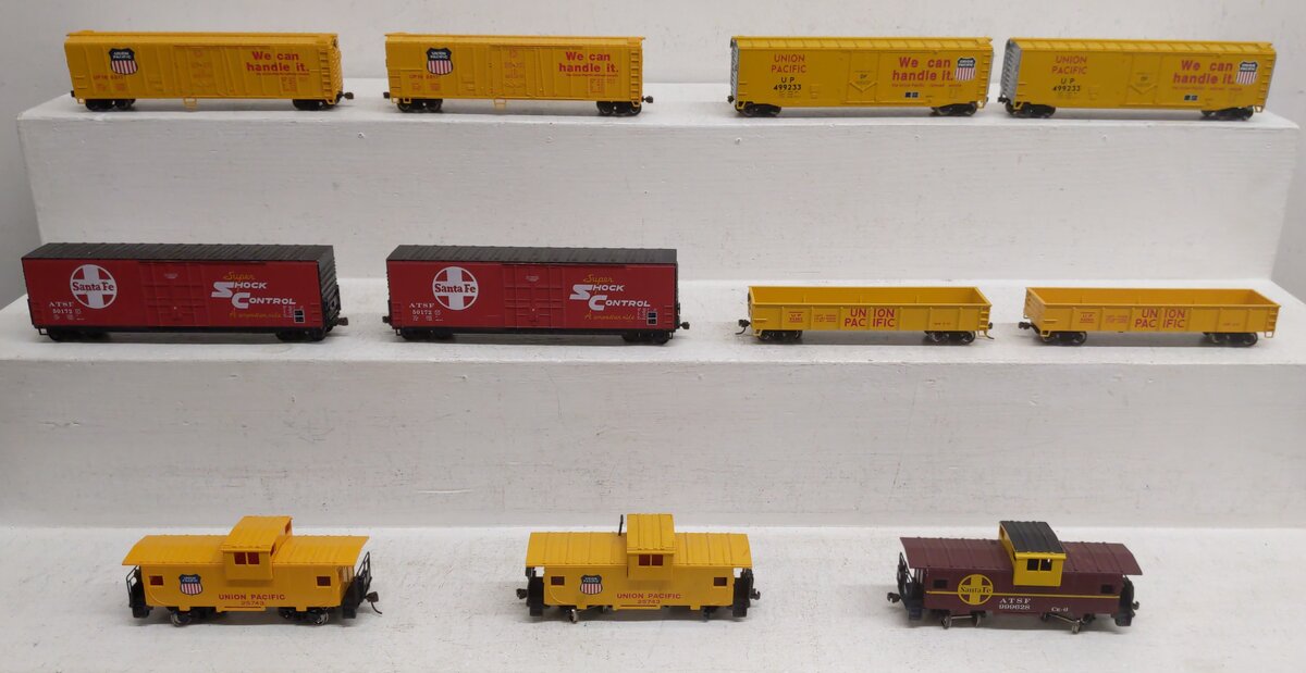 Bachmann HO Gauge Assorted Freight Cars [11] EX