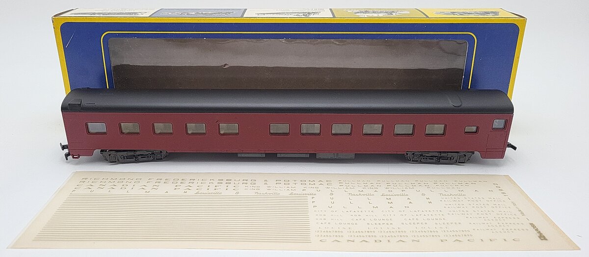 AHM 6541-26 HO Scale Unmarked Sleeper Passenger Car EX/Box