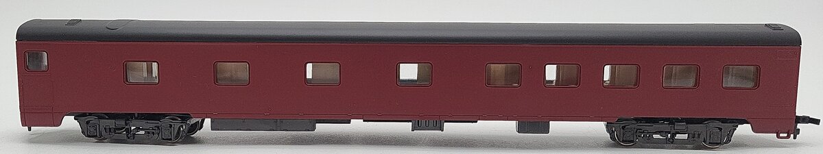 AHM 6541-26 HO Scale Unmarked Sleeper Passenger Car EX/Box