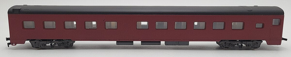 AHM 6541-26 HO Scale Unmarked Sleeper Passenger Car EX/Box