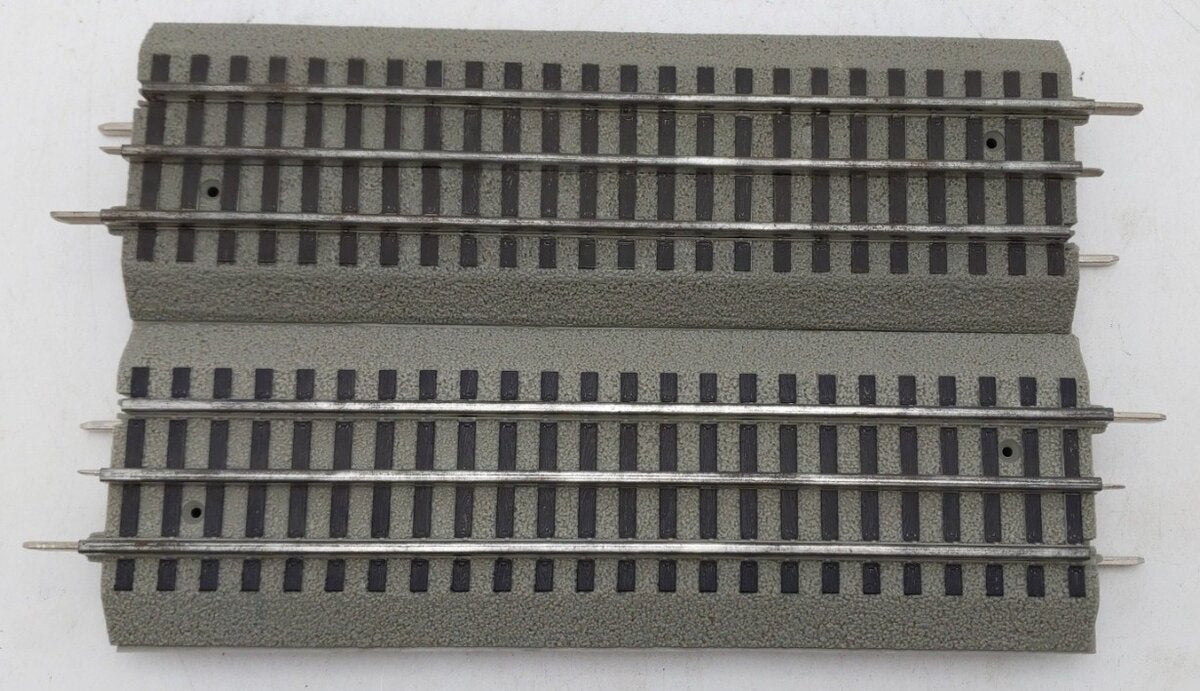 Lionel O Gauge Assorted FasTrack Sections [17] VG