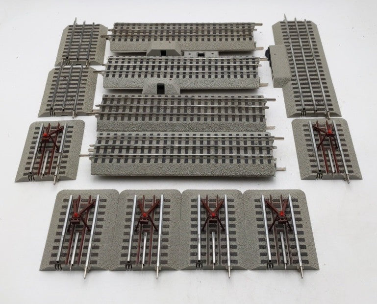 Lionel O Gauge Assorted FasTrack Sections [17] VG