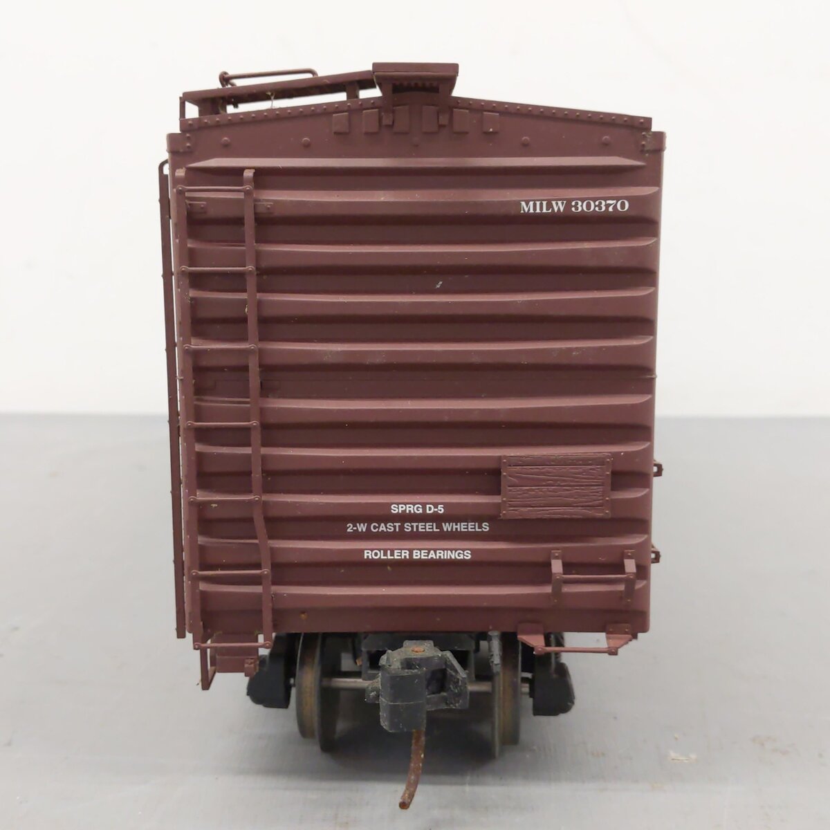 USA Trains R19223B Milwaukee 40' PS-1 Box Car #30370 (Metal Wheels) VG