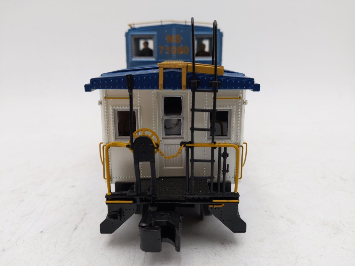 Lionel 6-27631 O Gauge Norfolk Southern Heritage Ca-4 Caboose #71090 EX/Box