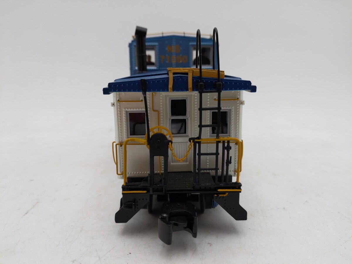 Lionel 6-27631 O Gauge Norfolk Southern Heritage Ca-4 Caboose #71090 EX/Box