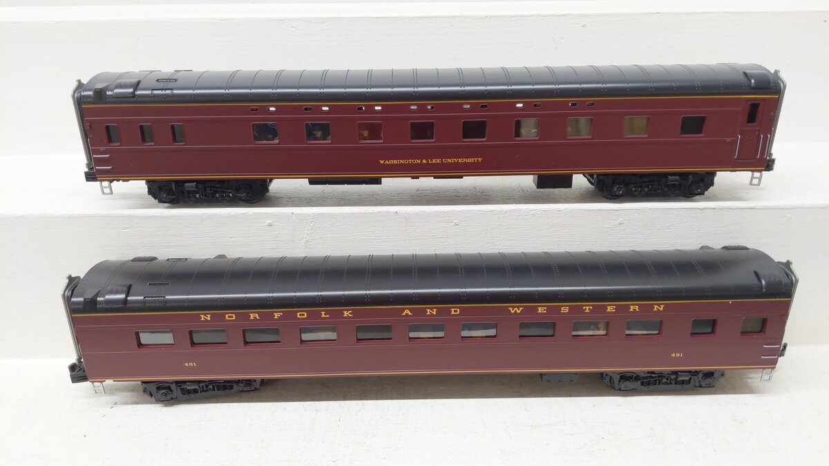 MTH 20-66145 O Norfolk & Western 70’ ABS Slpr/Diner Passenger Car Set (Set of 2) EX/Box