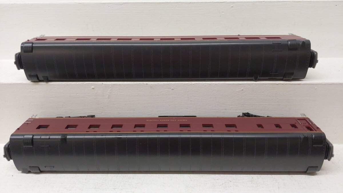 MTH 20-64264 O Norfolk & Western 70' Streamlined Sleeper/Diner Passenger Set (2) EX/Box