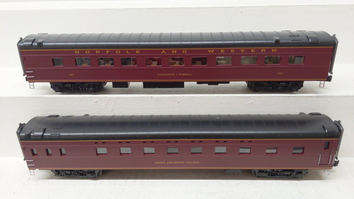 MTH 20-64264 O Norfolk & Western 70' Streamlined Sleeper/Diner Passenger Set (2) EX/Box