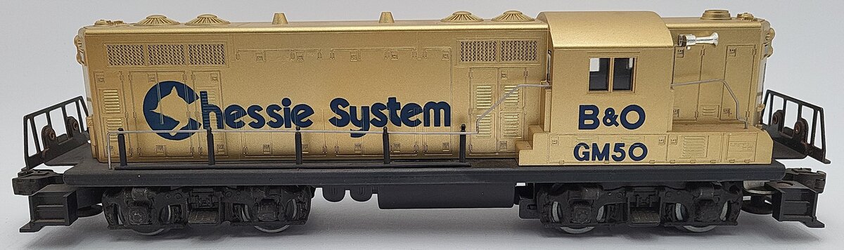 Lionel 6-8359 O Gauge Chessie System GM Gold GP7 Diesel Engine VG/Box