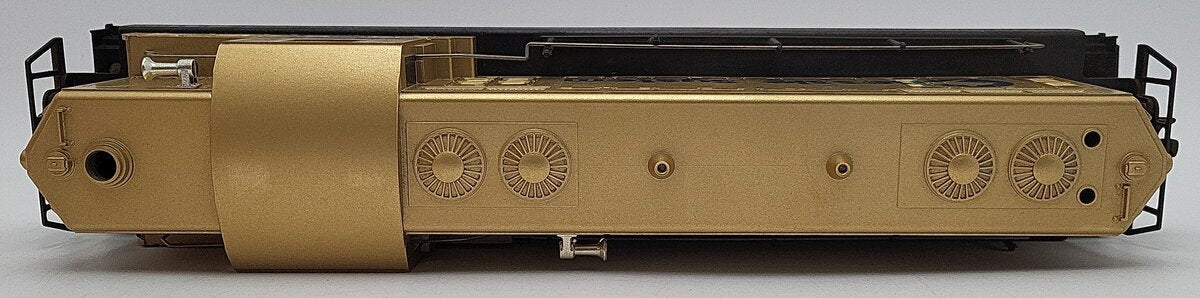 Lionel 6-8359 O Gauge Chessie System GM Gold GP7 Diesel Engine VG/Box