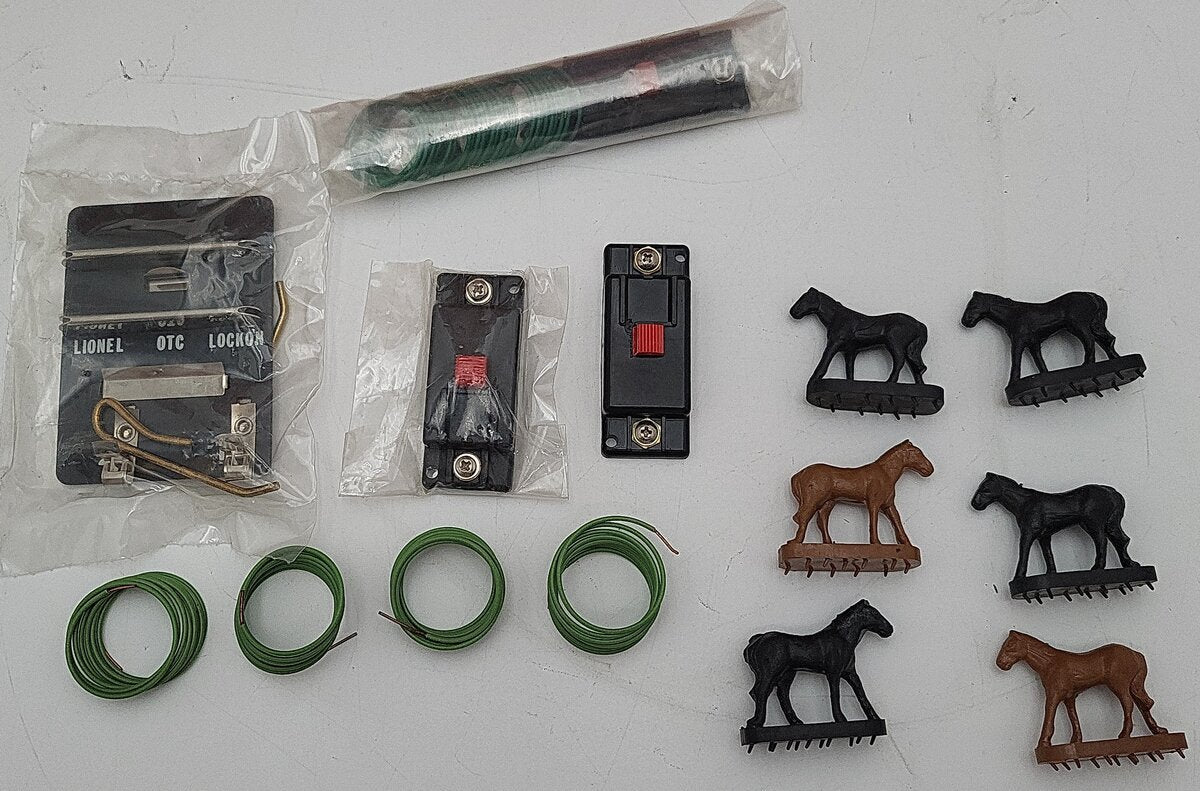 Lionel 6-9224 O Gauge Churchill Downs Operating Horse Car Set EX/Box