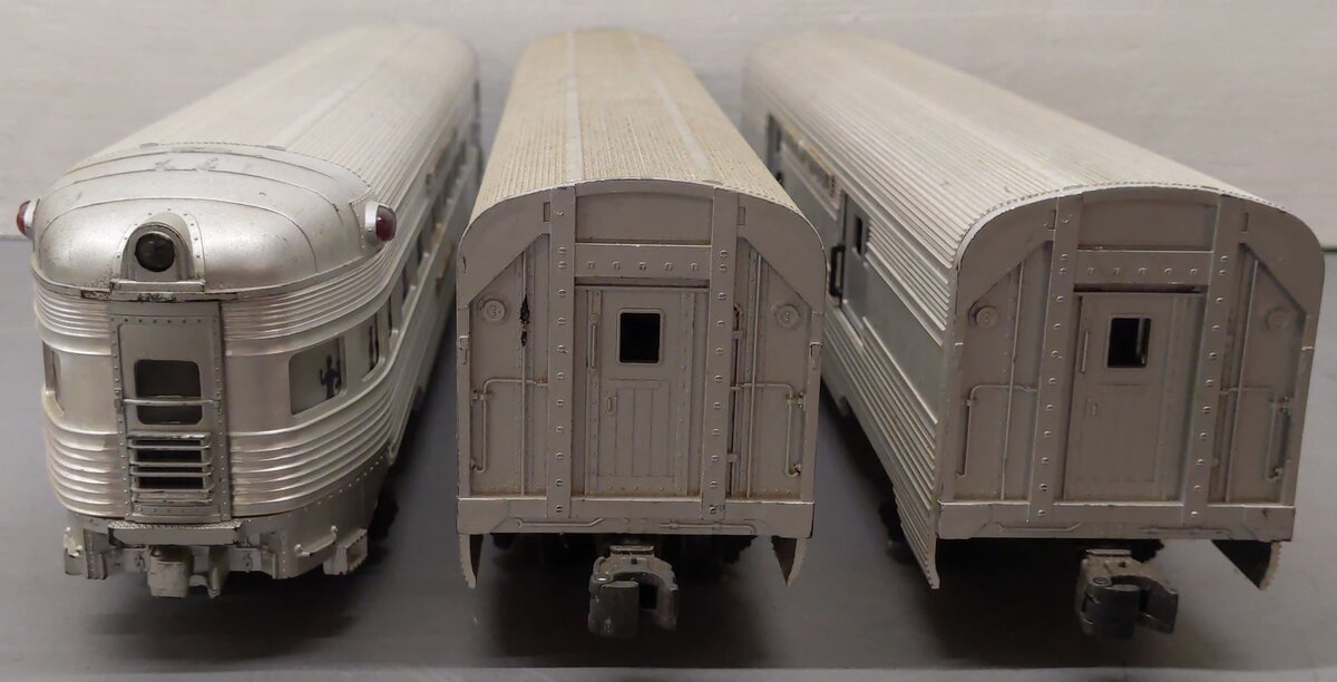 Lionel Vintage O Gauge Lionel Lines Aluminum Passenger Cars: 2530, 2531, 2534 VG/Box